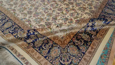 فرش ابریشم ماشینی 1600 شانه خاطره کویر کاشان