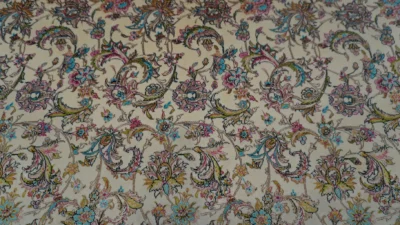 فرش ابریشم ماشینی 1600 شانه خاطره کویر کاشانفرش ابریشم ماشینی 1600 شانه خاطره کویر کاشان